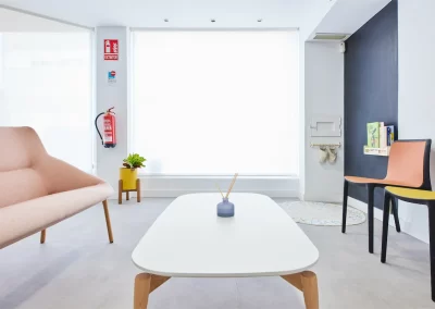 clinica-dental-Clara-de-Juan-palencia-entrada6